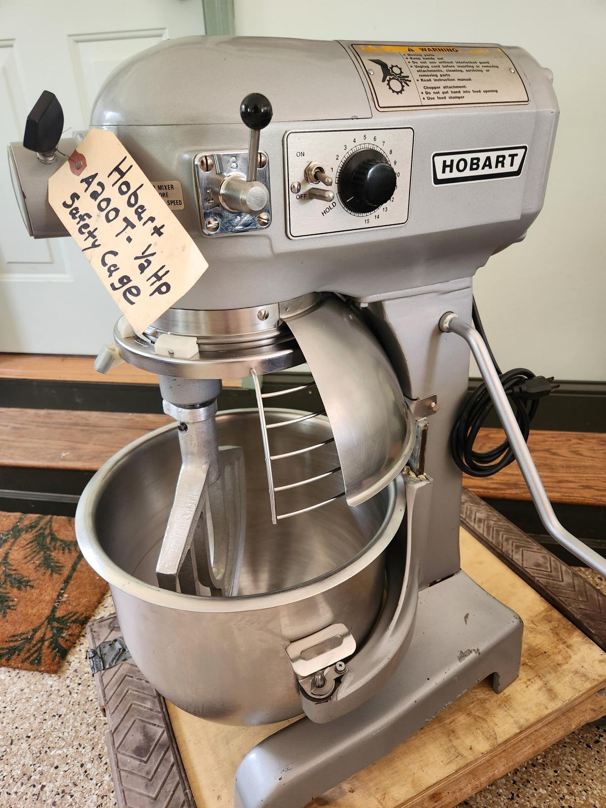 Hobart Classic A200T, 20 Quart Mixer, Bowl, Beater & Safety Cage